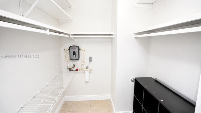 Building Photo - 9100 SW 137th Ter