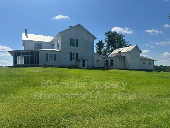Building Photo - 151 Tanner Ln