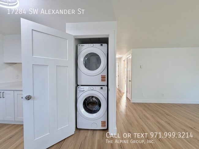 Building Photo - 17284 SW Alexander St