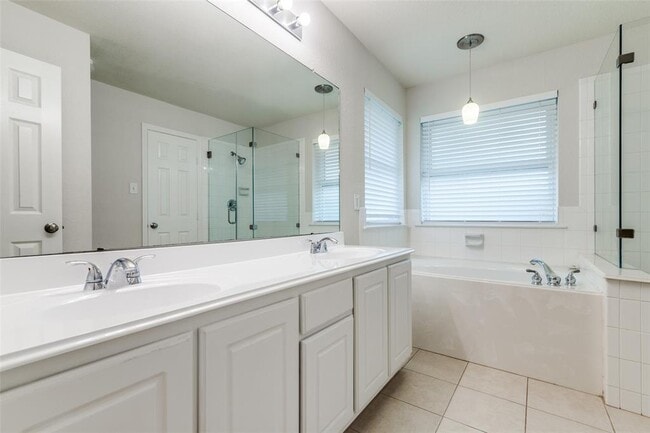 Building Photo - 12119 Pennywood Ct