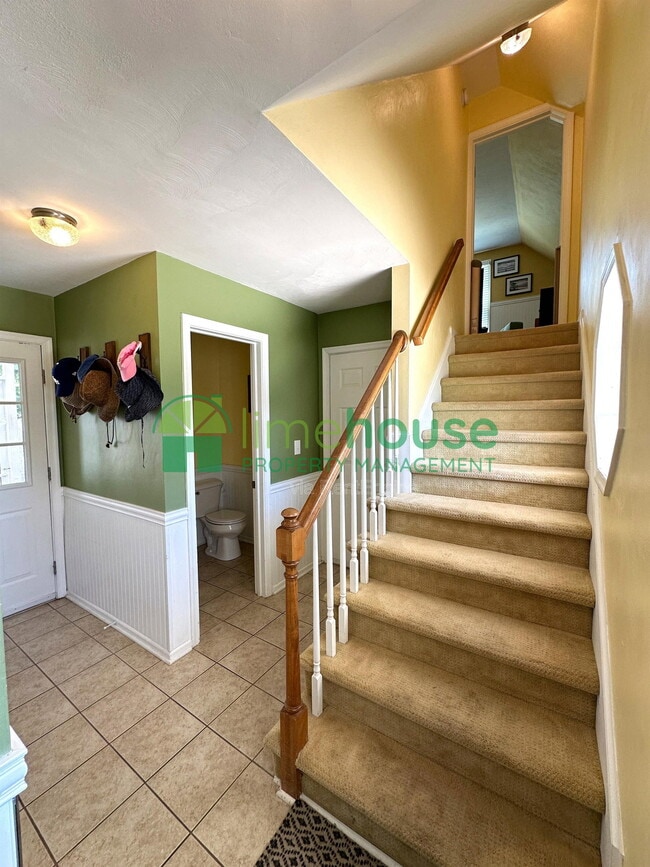 Building Photo - 1149 Birks Ln