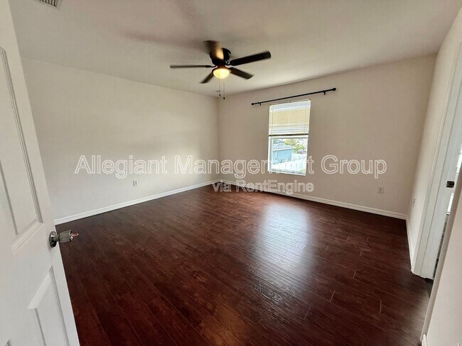 Building Photo - 608 Bluebill Ct