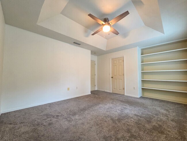 Building Photo - 4437 NW 34th Ter