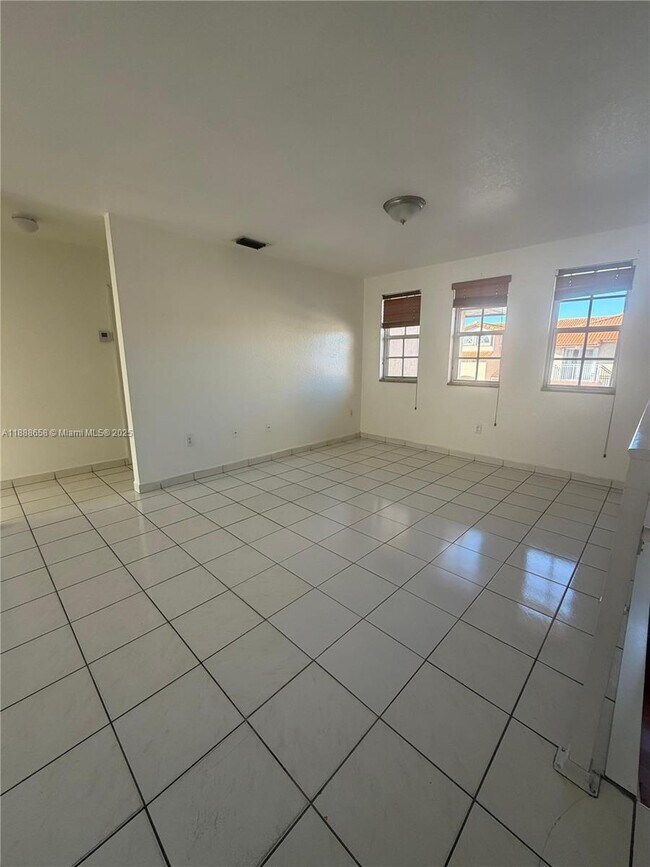 Building Photo - 6951 W 29th Ave