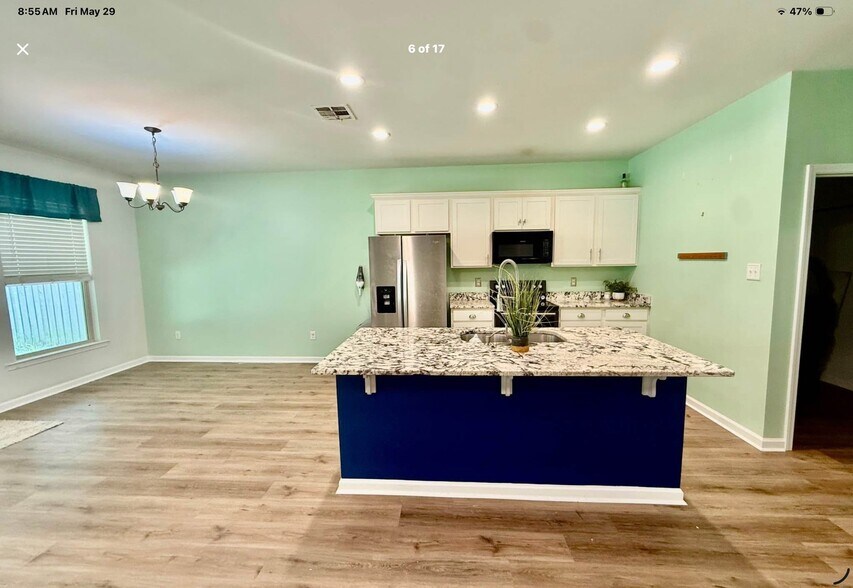 Building Photo - 315 Springsteen Ln