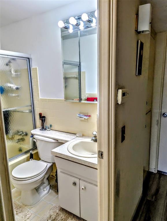 Building Photo - 2433 Brazilia Dr