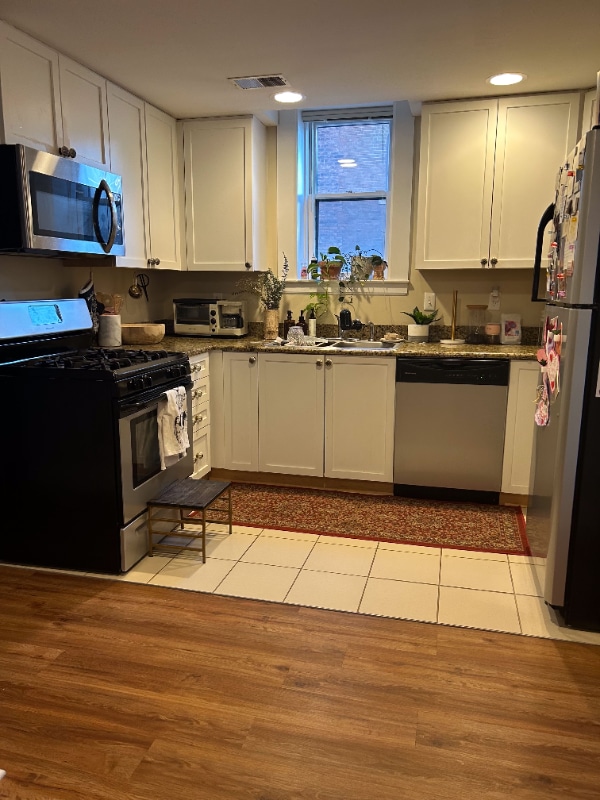 Building Photo - 615 W Hancock St