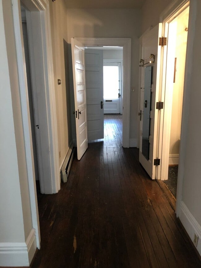 Building Photo - 312 S Upper St