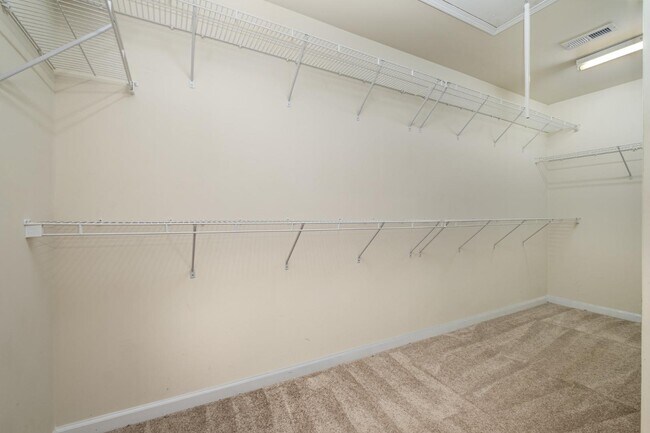 Building Photo - 2108 Tommy Ln