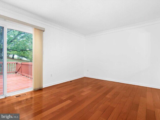 Building Photo - 4339 Thistlewood Terrace