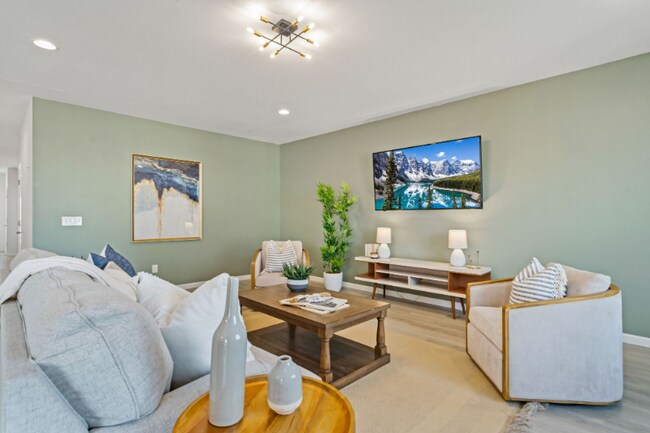 Building Photo - 1810 Tree Grove Dr
