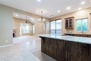 Building Photo - 6408 Canyon Crest Dr