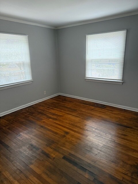 Building Photo - 310 Crosby Cir