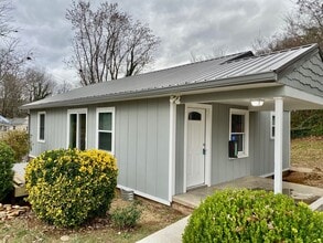 Building Photo - West AVL - Remodeled and Ready!