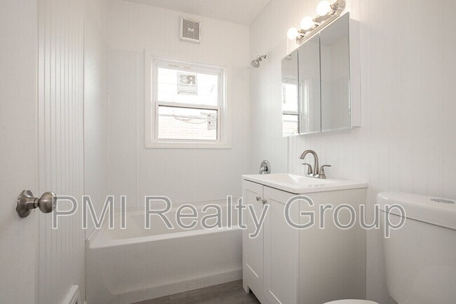 Building Photo - 16905 Palda Dr
