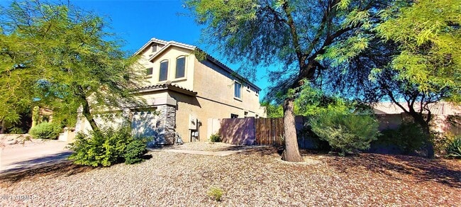 Building Photo - 3741 N Ladera Cir