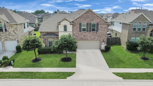 Building Photo - 21254 Lucknow Ln