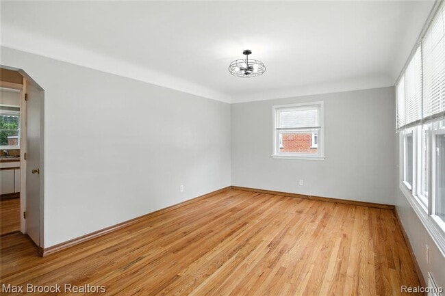 Building Photo - 25301 Ford St