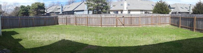 Building Photo - 4412 W 24th Pl