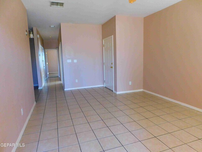 Building Photo - 11951 Diana Candia Ln