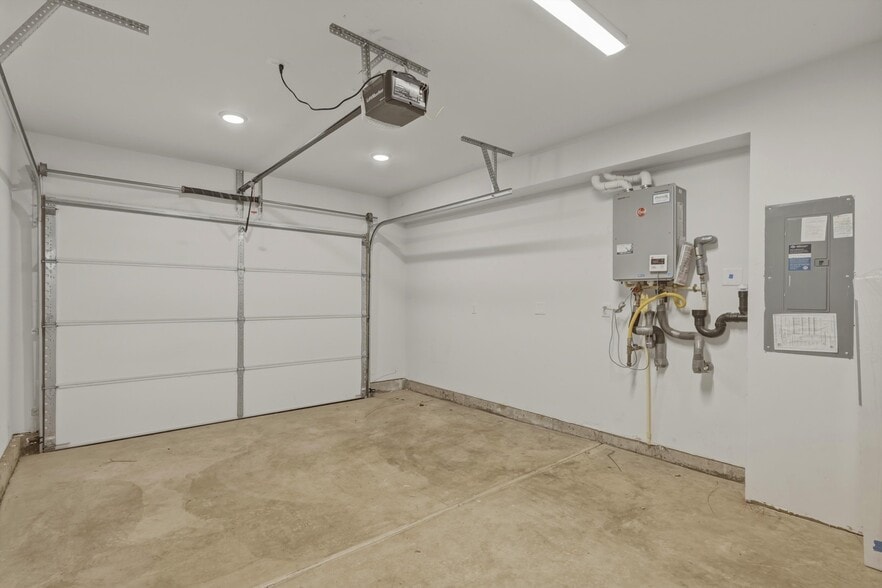 Building Photo - 8104 SE Blanton St