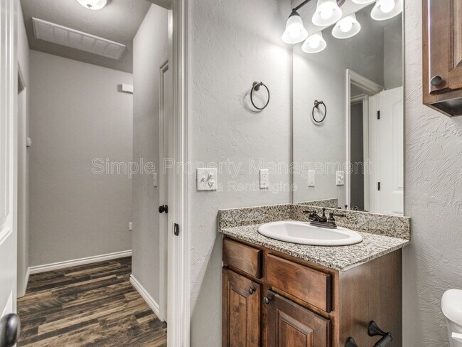 Building Photo - 20575 Pioneer Dr