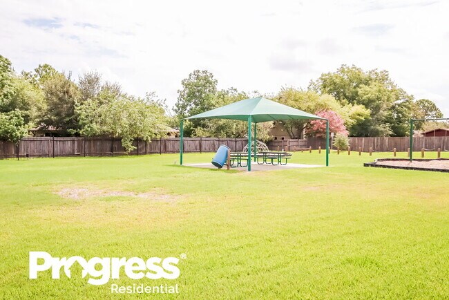 Building Photo - 723 Brookford Dr