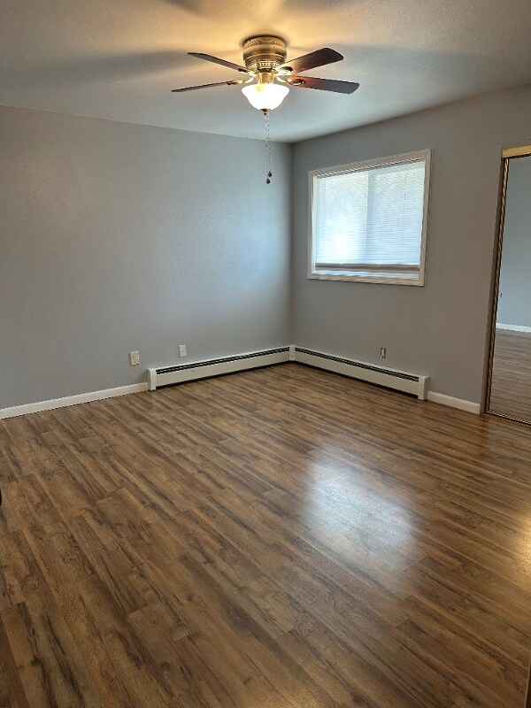 Building Photo - 17634 Meadow Creek Dr