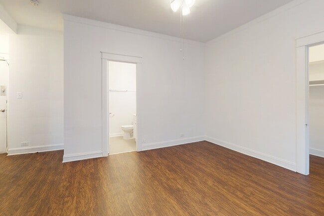 Floorplan - 5528-5532 S. Everett Avenue