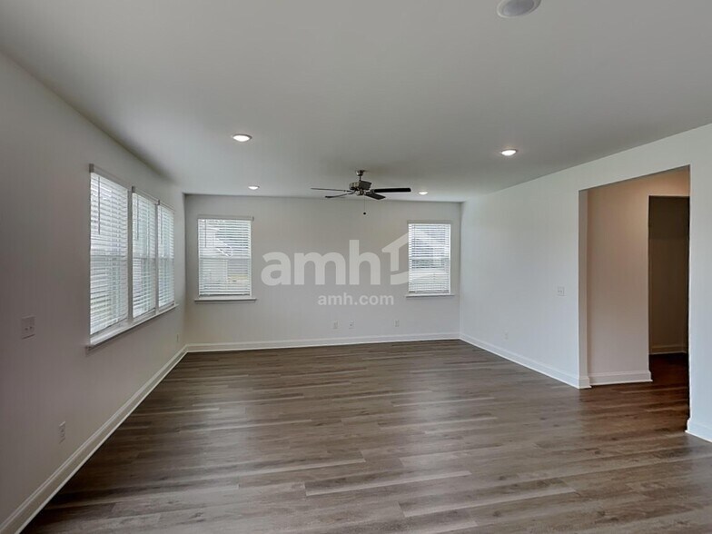 Building Photo - 4744 Smt Vw Ct