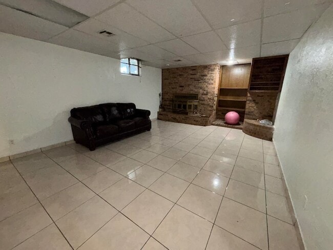 Building Photo - 1417 Matthew Dr