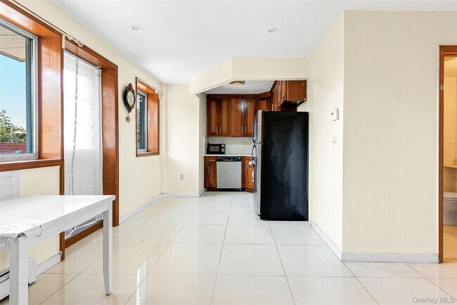 Building Photo - 64-63 Austin St