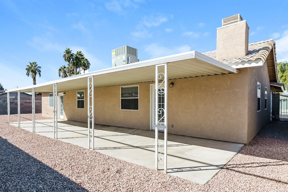 Building Photo - 4901 Metpark Dr