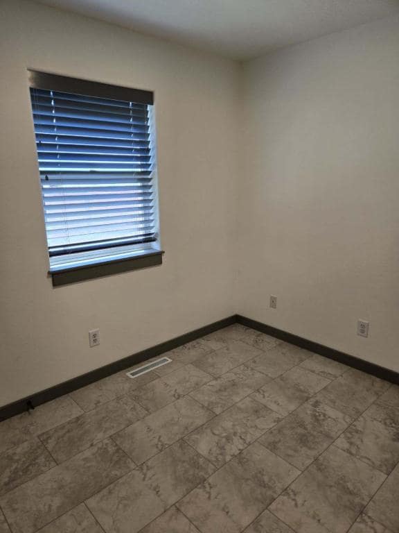 Building Photo - 3302 Laredo Dr