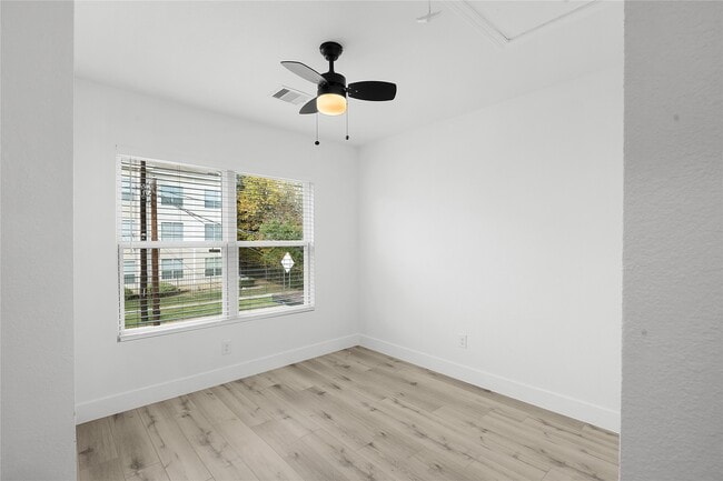 Building Photo - 6403 Illinois St