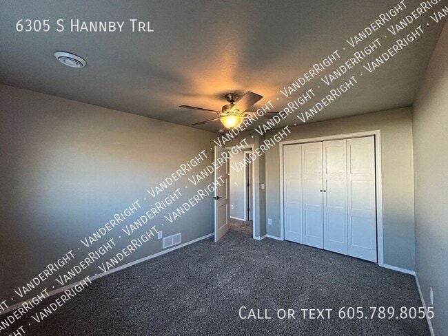Building Photo - 6305 S Hannby Trl