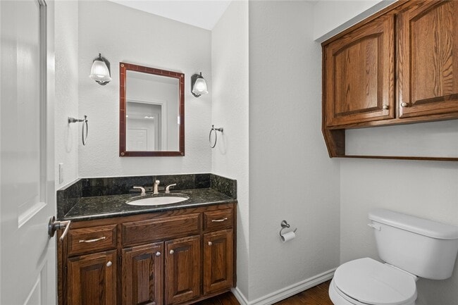 Building Photo - 9 W Augusta Ct