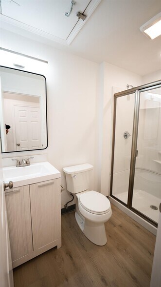 Building Photo - 303 Boston Ave