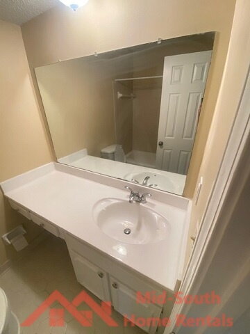 Building Photo - 4457 Walden Glen Cv