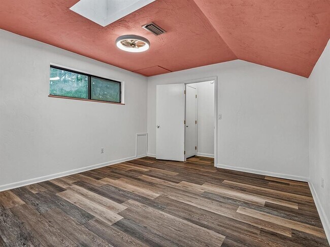 Building Photo - 3335 Micanopy Trail