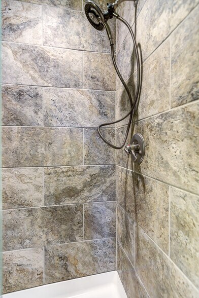 Building Photo - 1117 Washington St