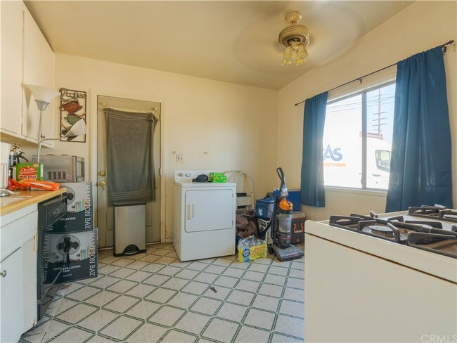 Building Photo - 9412 Nance Ave