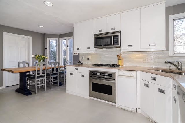 Building Photo - 94 Rice St