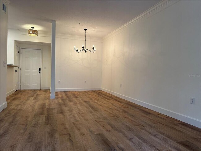 Building Photo - 315 Grand Magnolia Ave