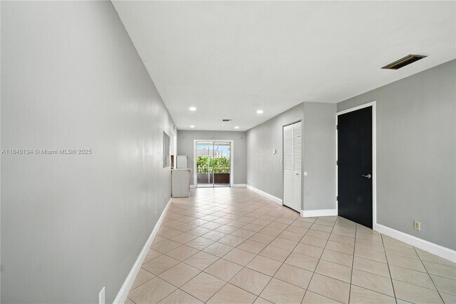 Building Photo - 8041 SW 20th Pl