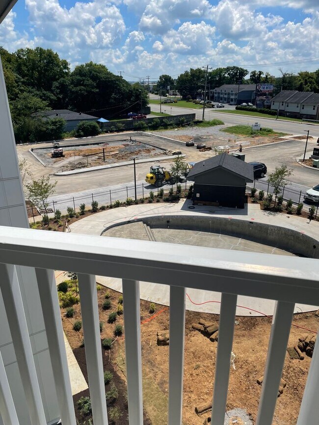 Building Photo - Studio Apartment in The Ontario in Nashville
