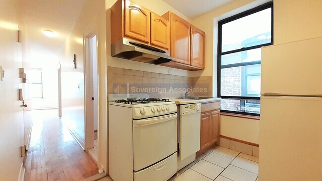 Floorplan - 3135 Broadway