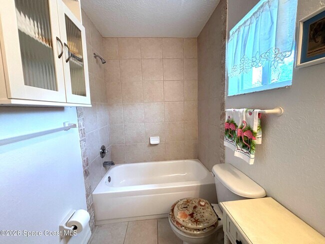 Building Photo - 419 Ocean Park Ln