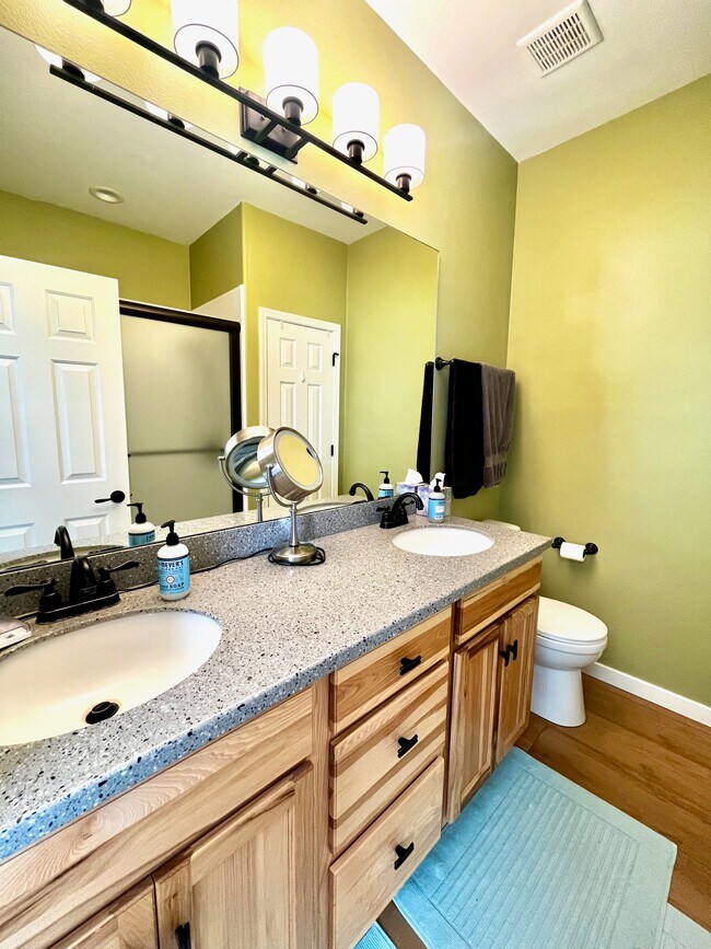 Master Bathroom - 11605 NW 35th Ave