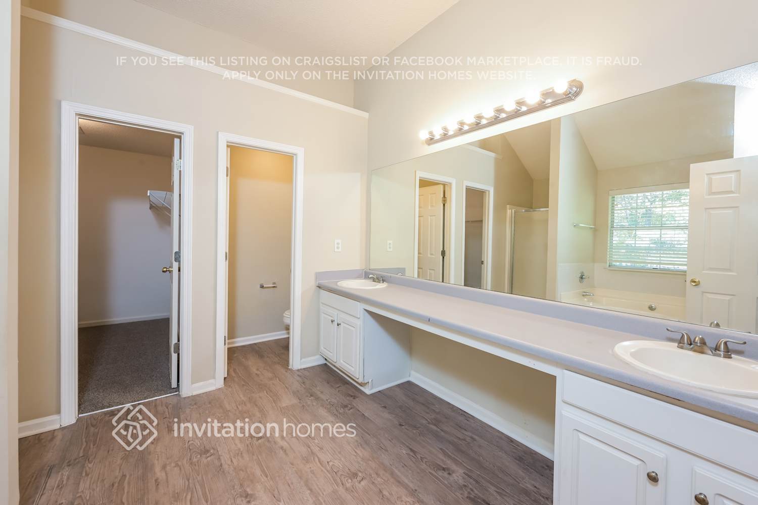 Building Photo - 597 Lakewater View Dr